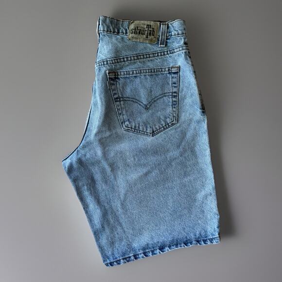Vintage Levis Silver Tab Denim Shorts 32 Blue 90s Light Wash Made in USA - Picture 1 of 9